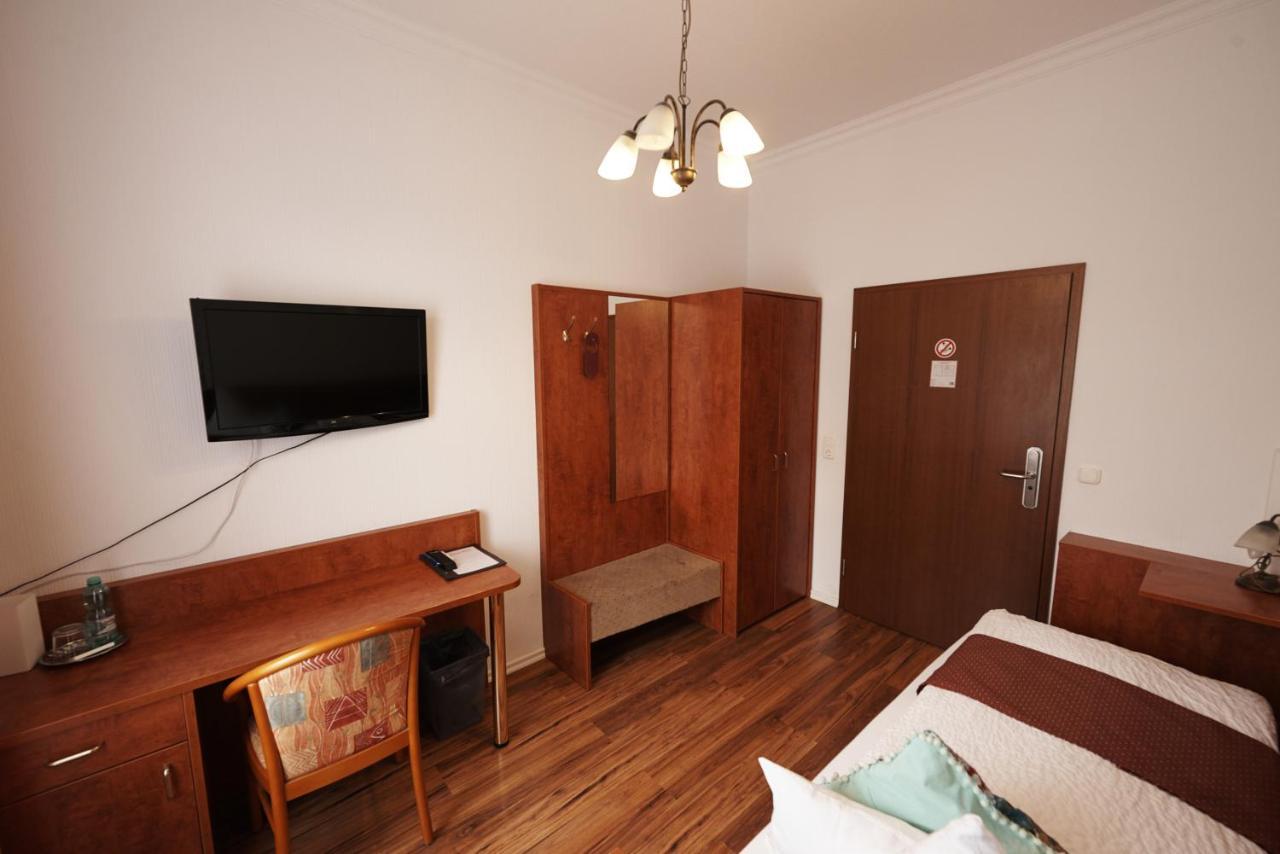 Hotel Wurster Kroog 不来梅港 外观 照片